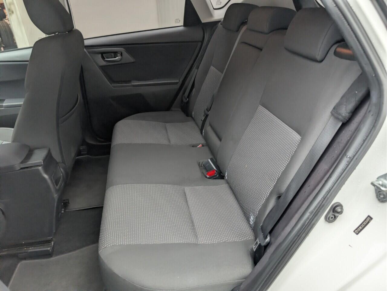 Used Toyota Auris 2014 for sale - 77131012: Photo 38