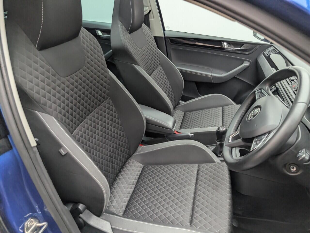 Used Skoda Rapid Spaceback 2018 for sale - 76780810: Photo 12