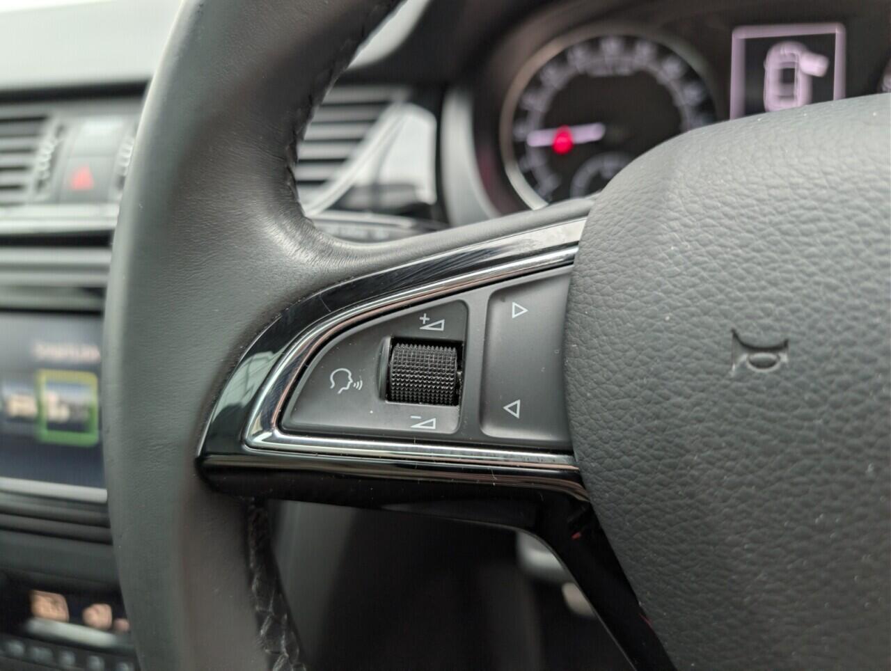 Used Skoda Rapid Spaceback 2018 for sale - 76780810: Photo 18