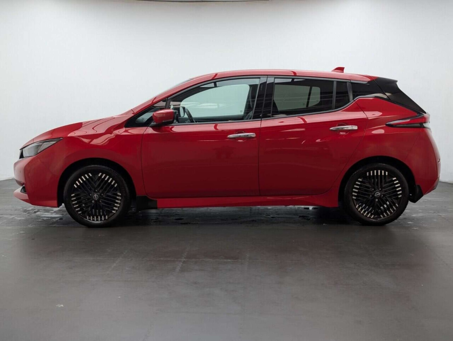 Used Nissan Leaf 2022 for sale - 77781052: Photo 6