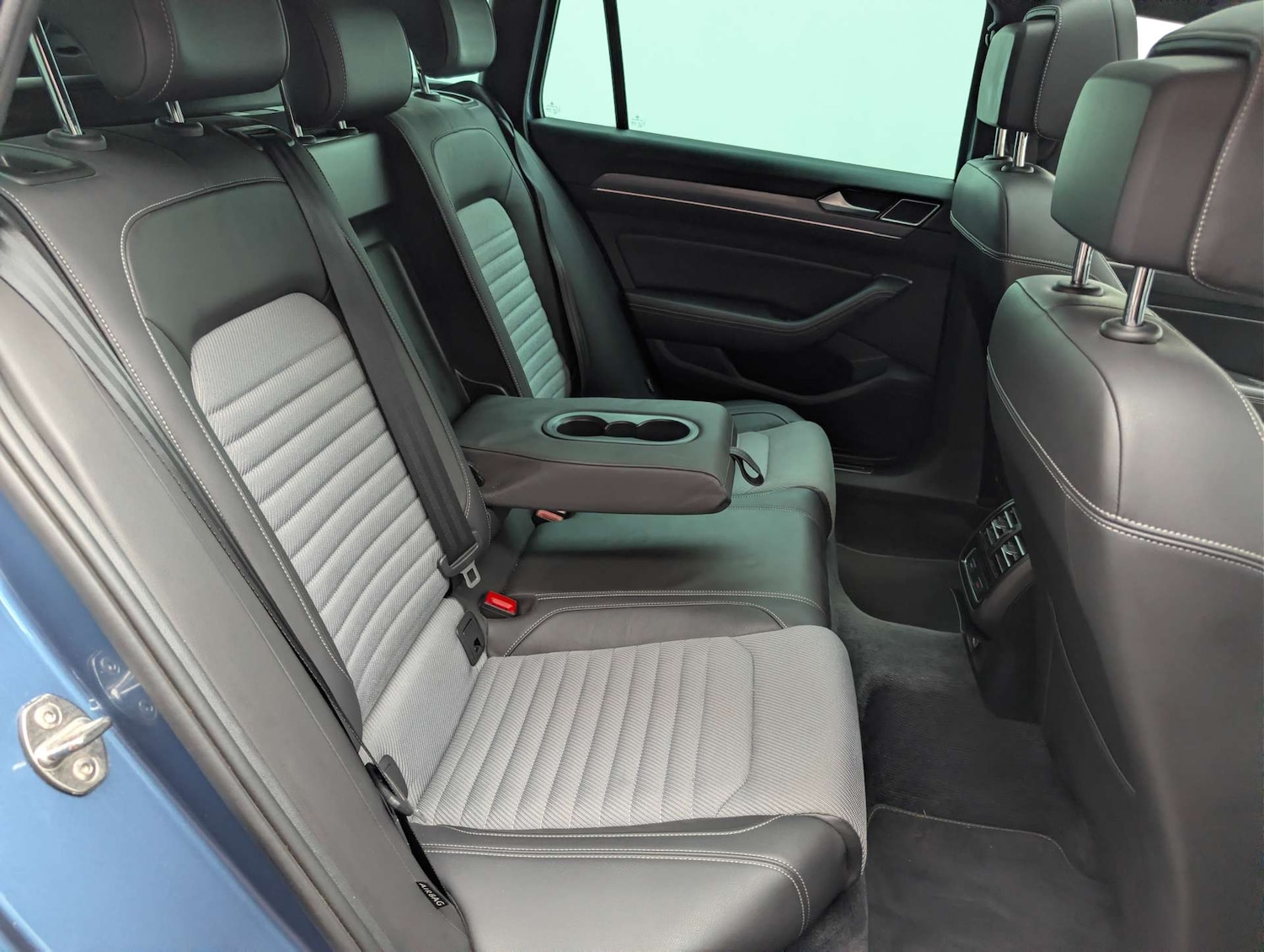 Used Volkswagen Passat 2018 for sale - 78056727: Photo 18