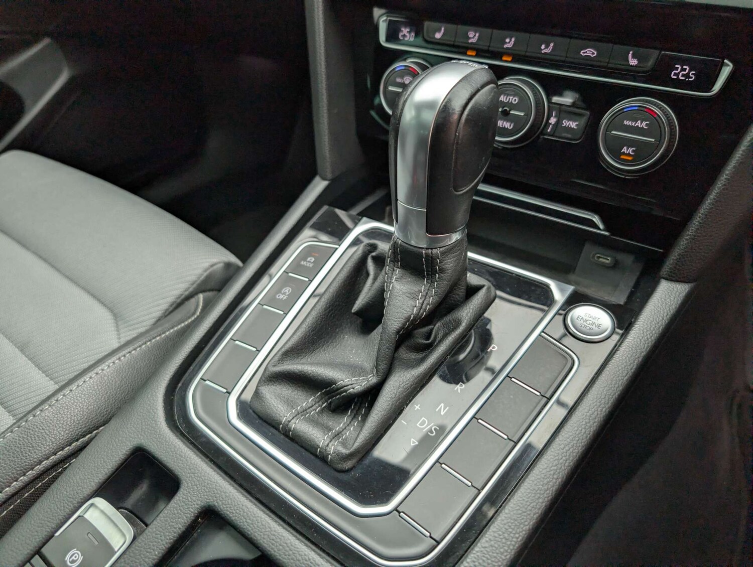 Used Volkswagen Passat 2018 for sale - 78056727: Photo 34