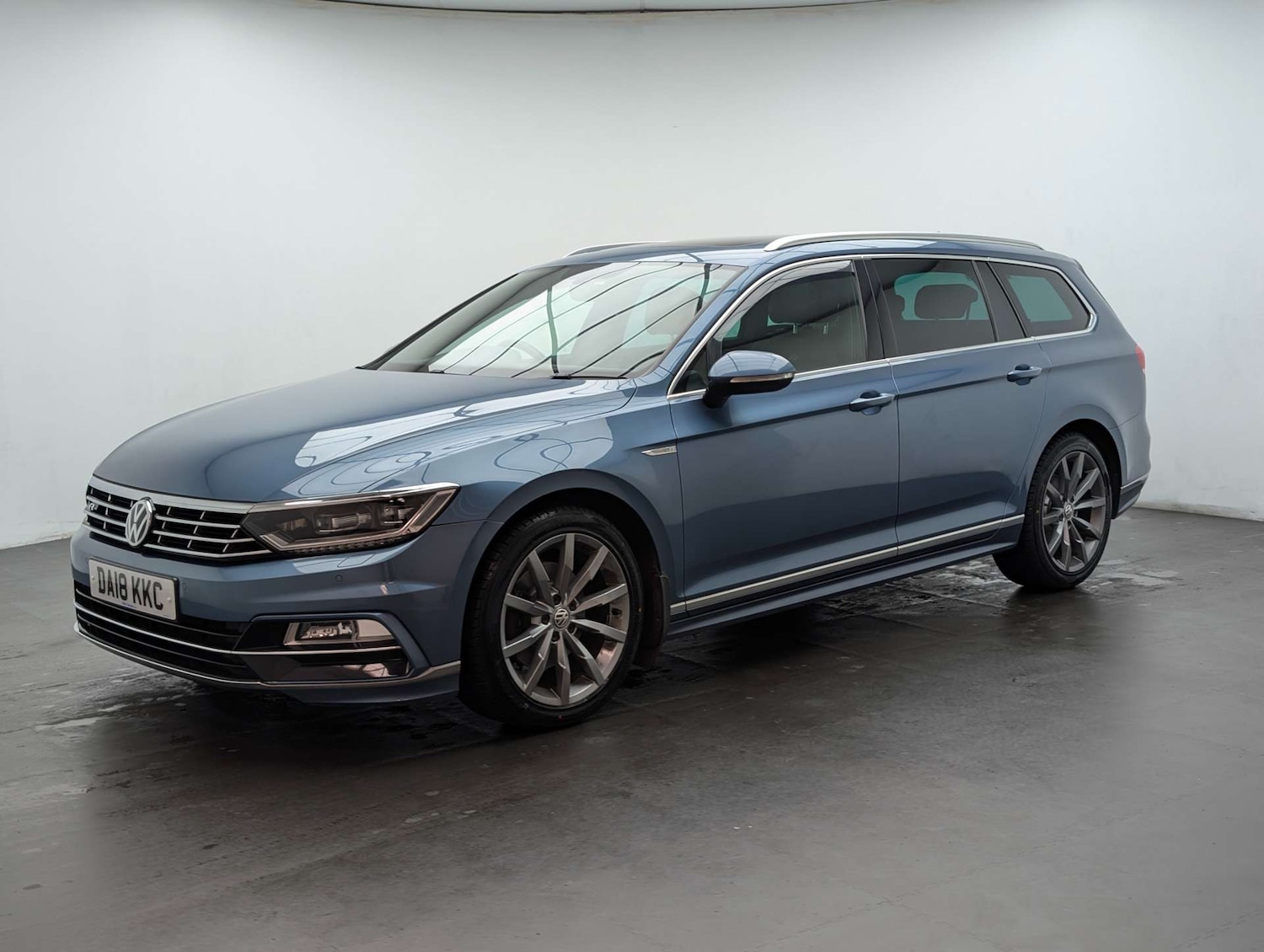 Used Volkswagen Passat 2018 for sale - 78056727: Photo 5