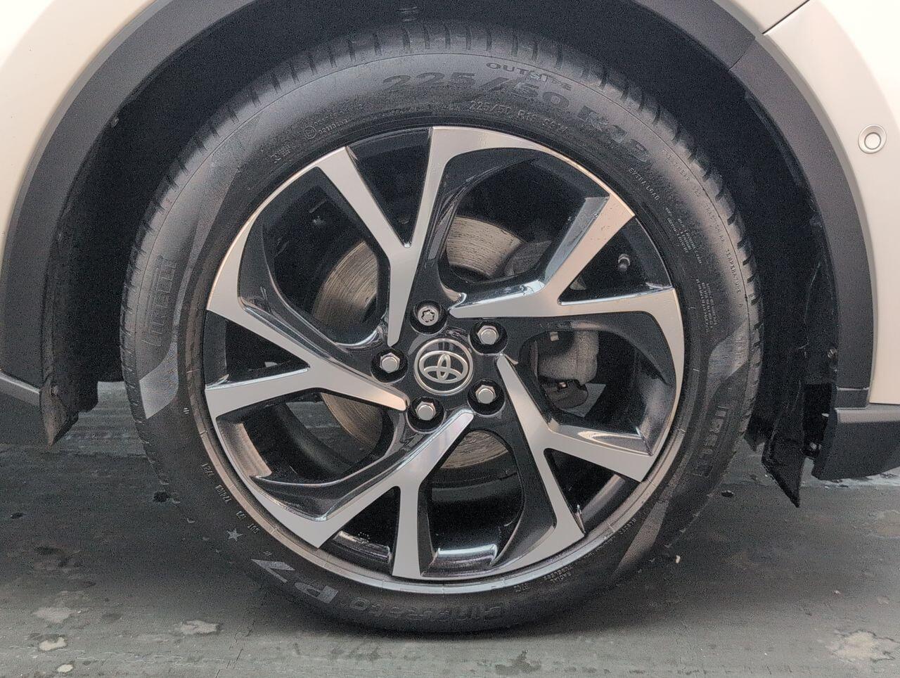 Used Toyota C-HR 2020 for sale - 76425231: Photo 51