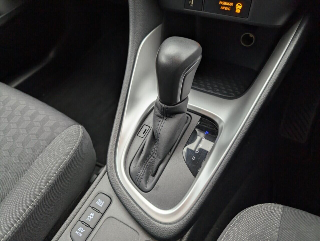 Used Toyota Yaris 2022 for sale - 76499265: Photo 17