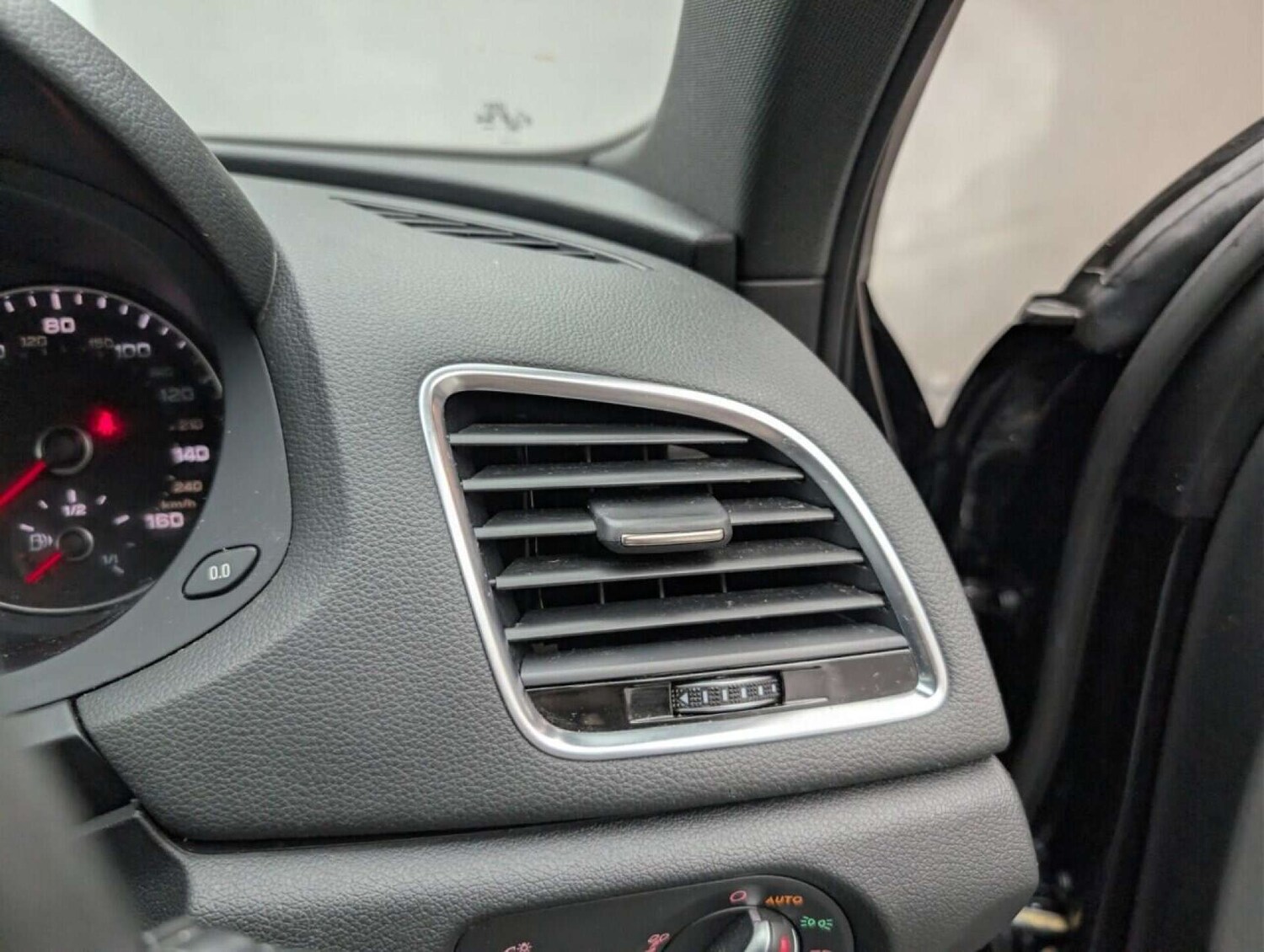 Used Audi Q3 2017 for sale - 77714266: Photo 17