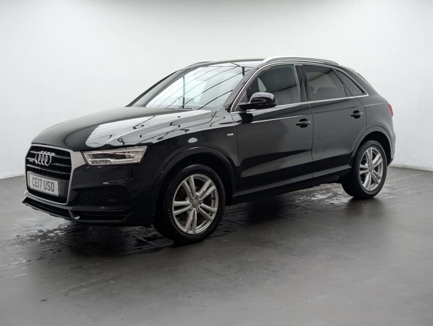 Used Audi Q3 2017 for sale - 77714266: Photo 4