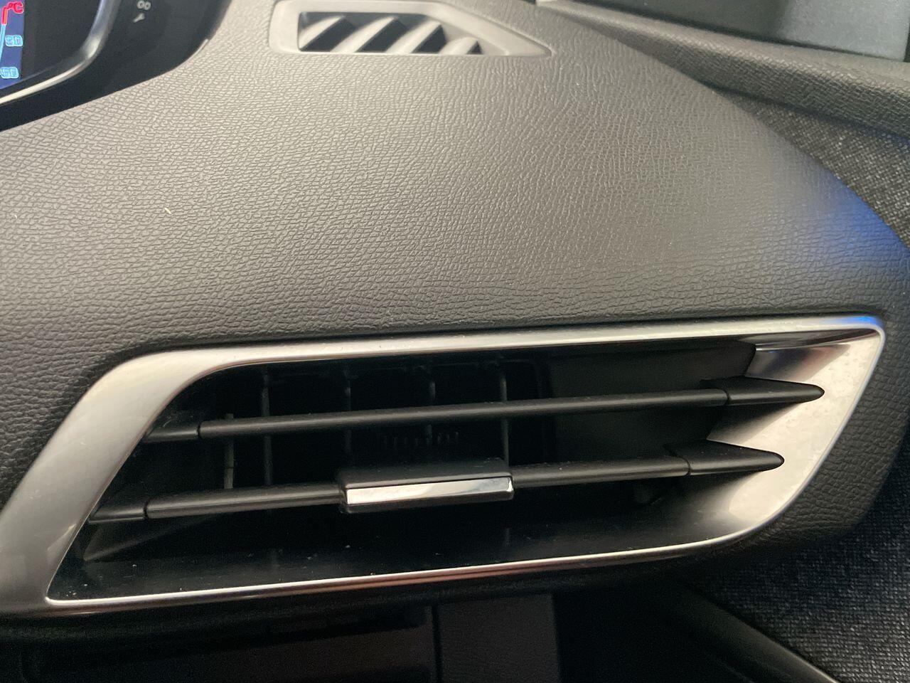 Used Peugeot 3008 2020 for sale - 77238088: Photo 33