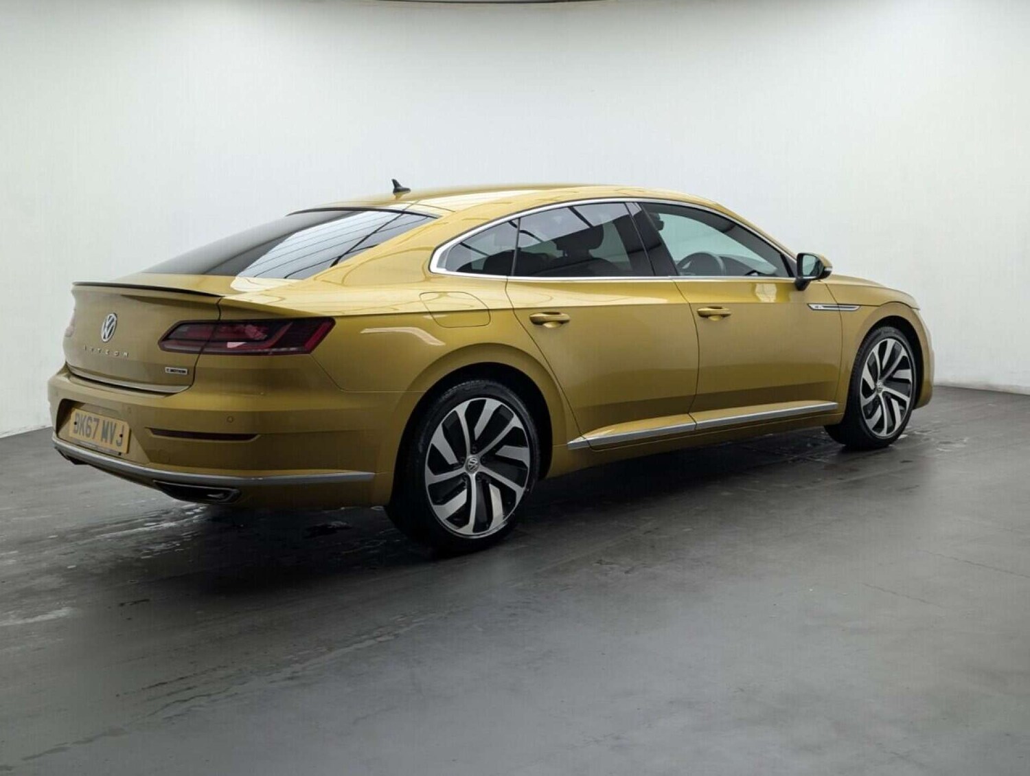 Used Volkswagen Arteon 2017 for sale - 77714535: Photo 8