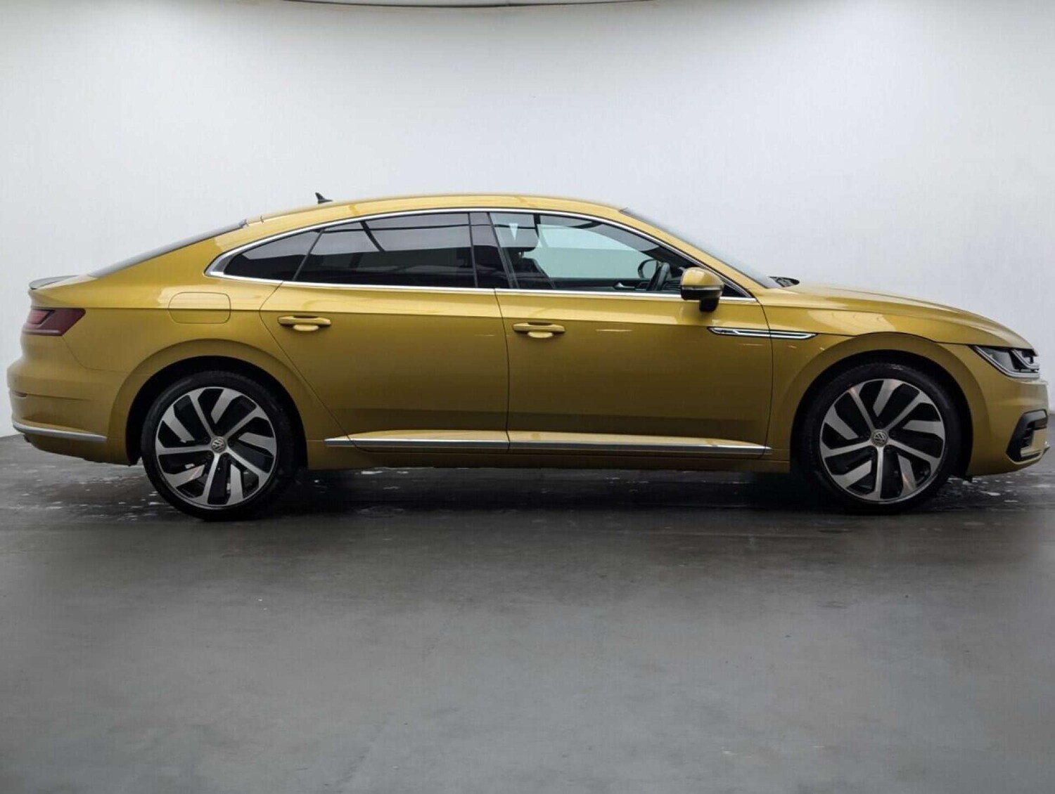Used Volkswagen Arteon 2017 for sale - 77714535: Photo 9