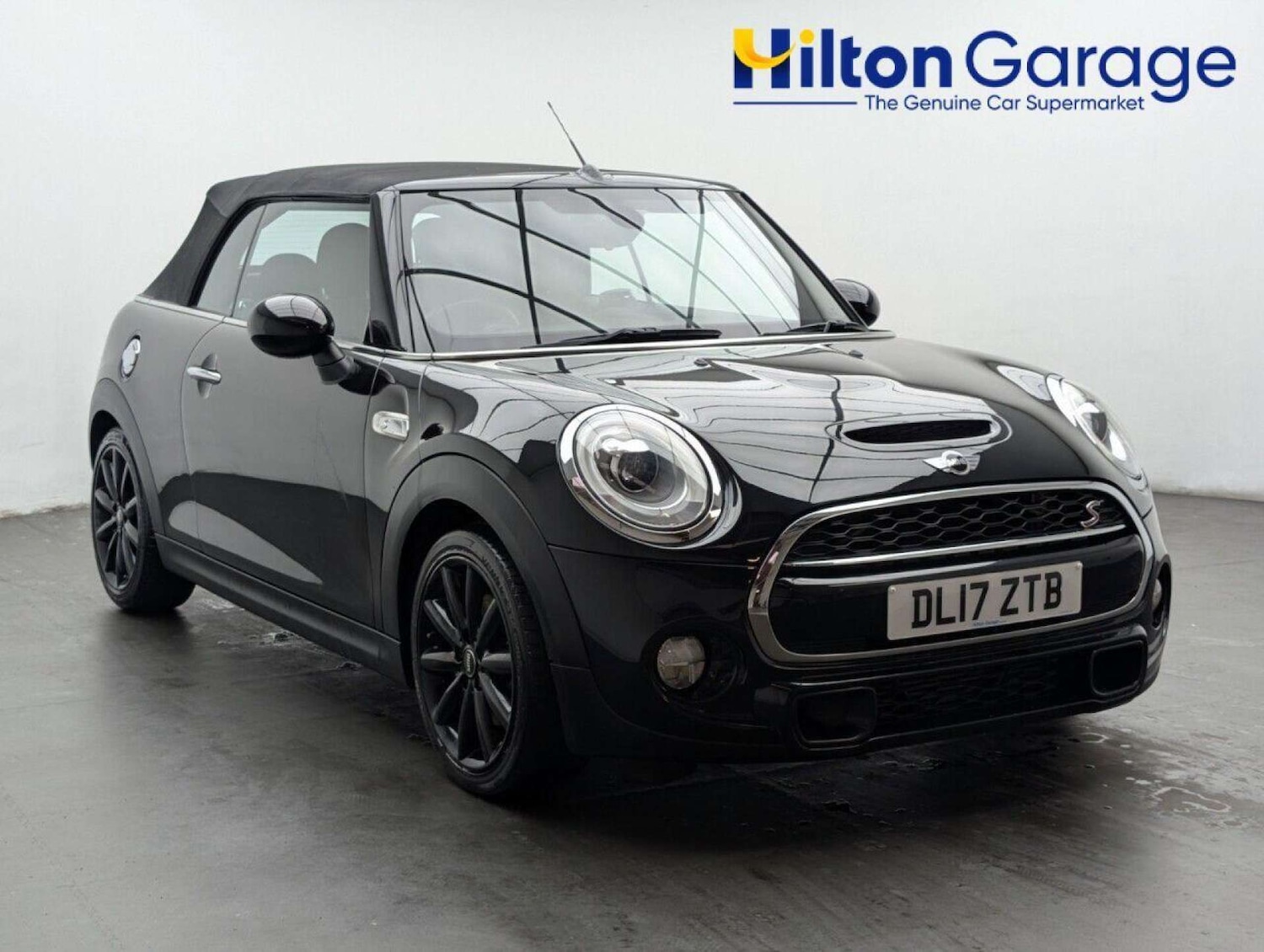 Used MINI Convertible 2017 for sale - 77713715: Photo 1