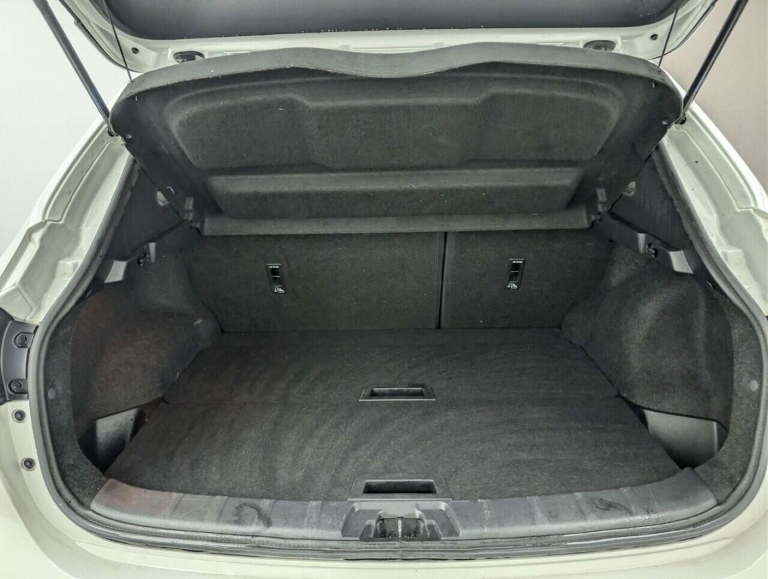 Used Nissan Qashqai 2017 for sale - 77714064: Photo 24