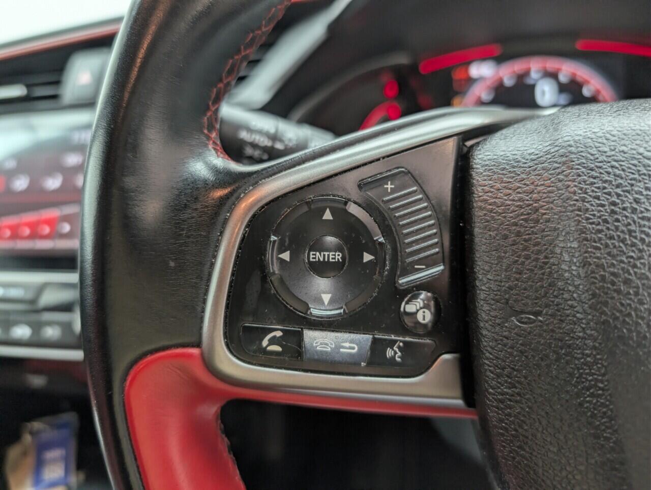 Used Honda Civic 2018 for sale - 76646271: Photo 19