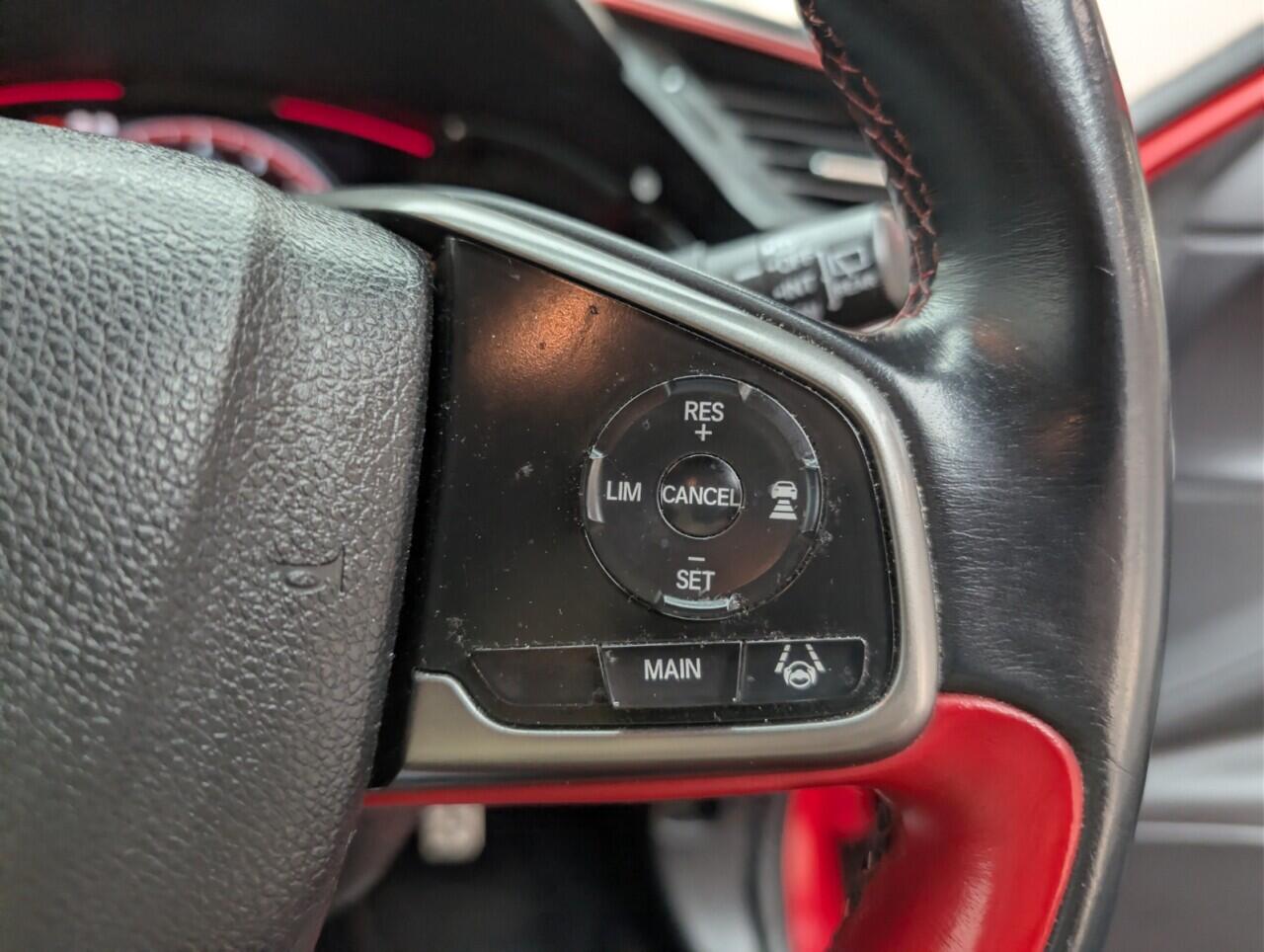 Used Honda Civic 2018 for sale - 76646271: Photo 20