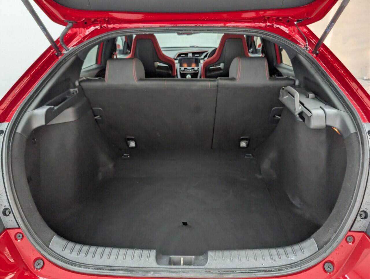 Used Honda Civic 2018 for sale - 76646271: Photo 26