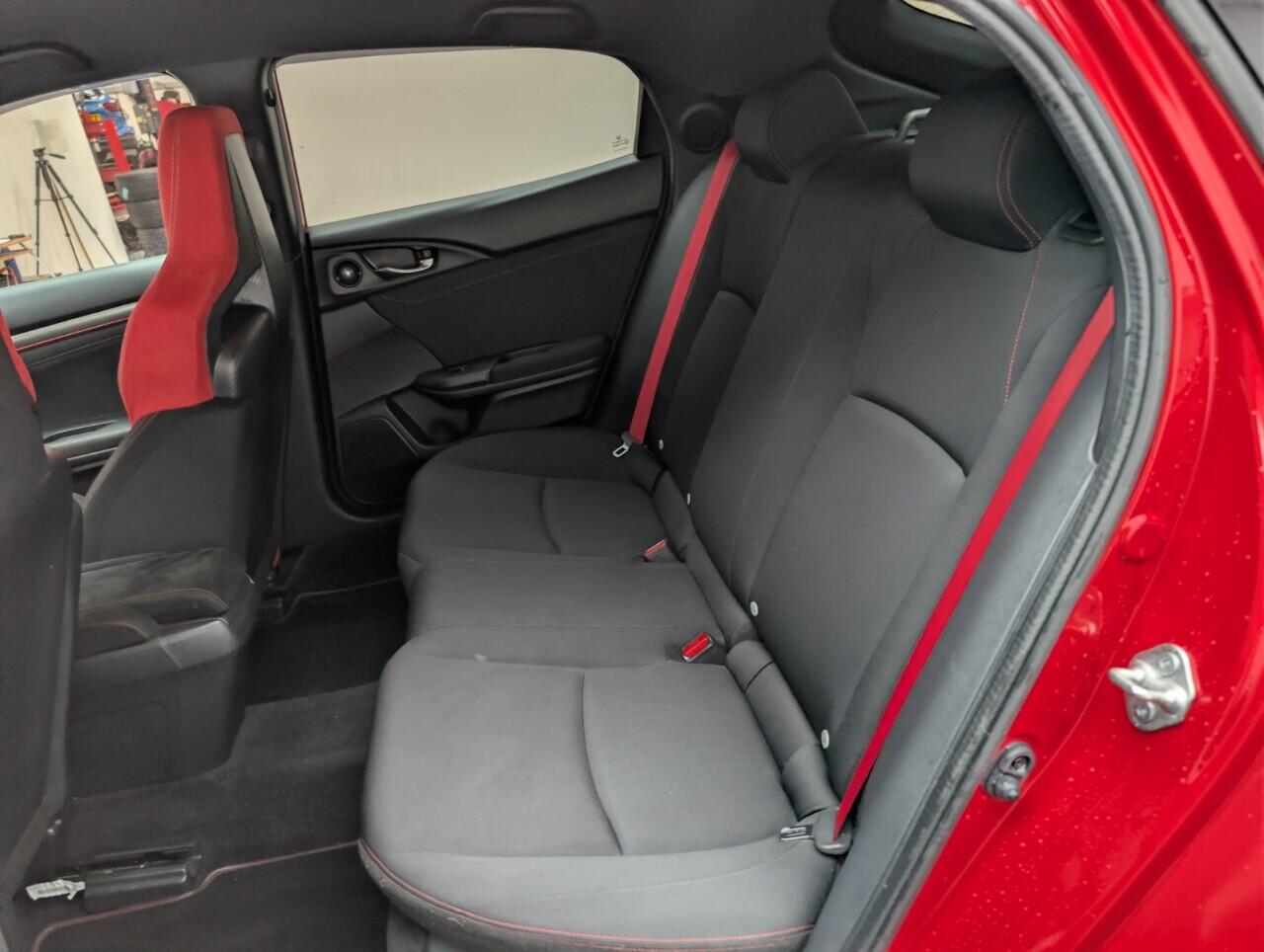 Used Honda Civic 2018 for sale - 76646271: Photo 29