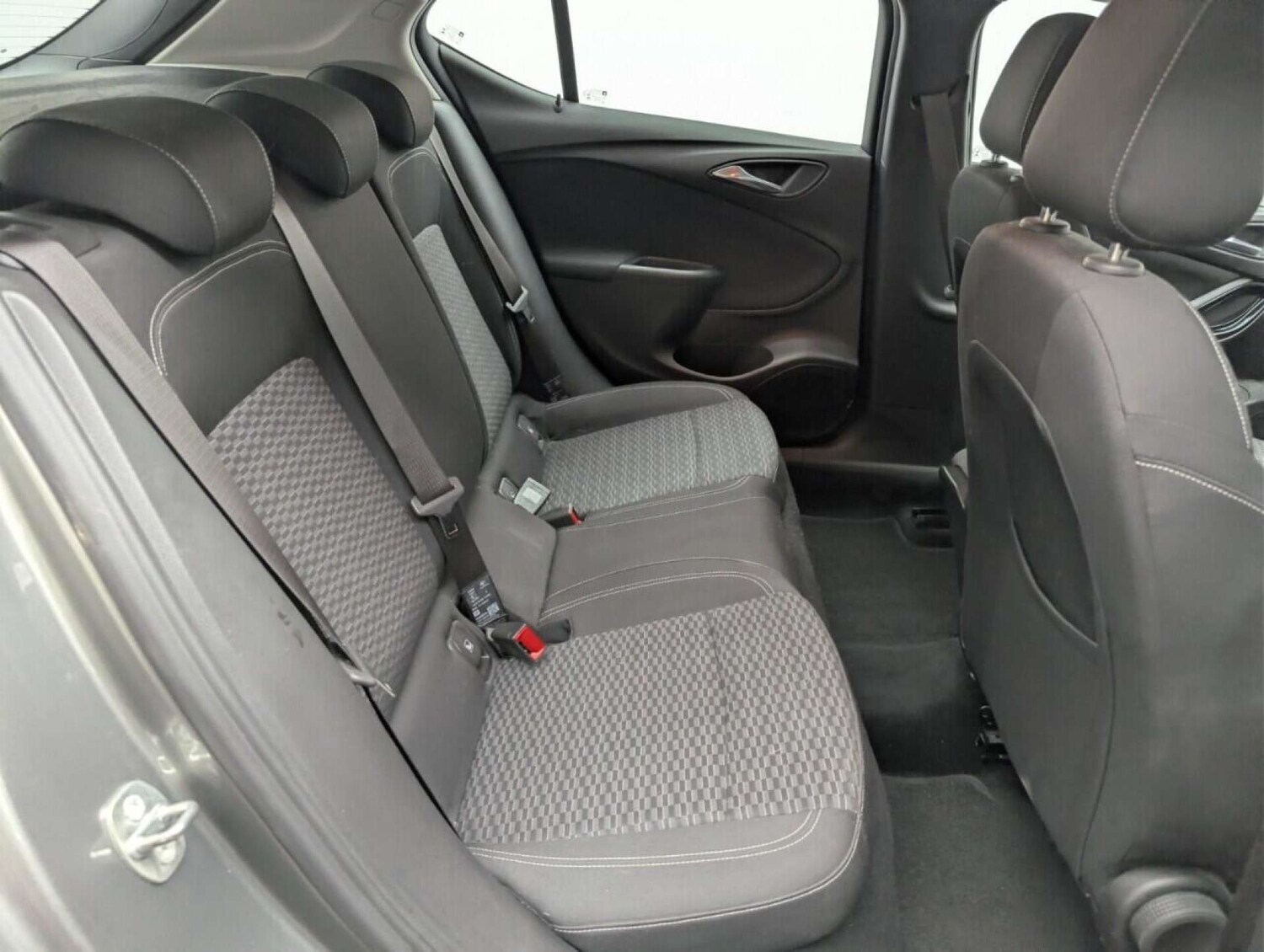 Used Vauxhall Astra 2018 for sale - 77713640: Photo 33