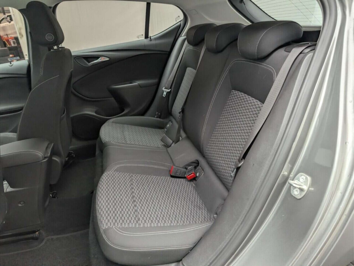 Used Vauxhall Astra 2018 for sale - 77713640: Photo 35