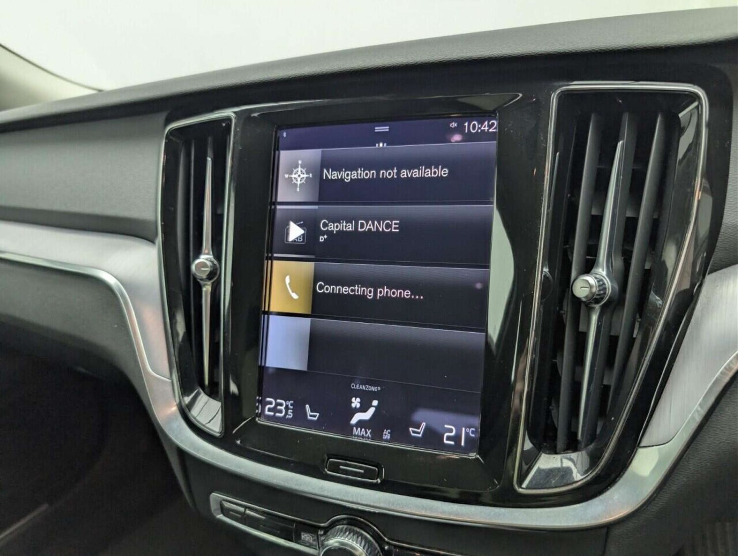 Used Volvo V60 2021 for sale - 77713878: Photo 13