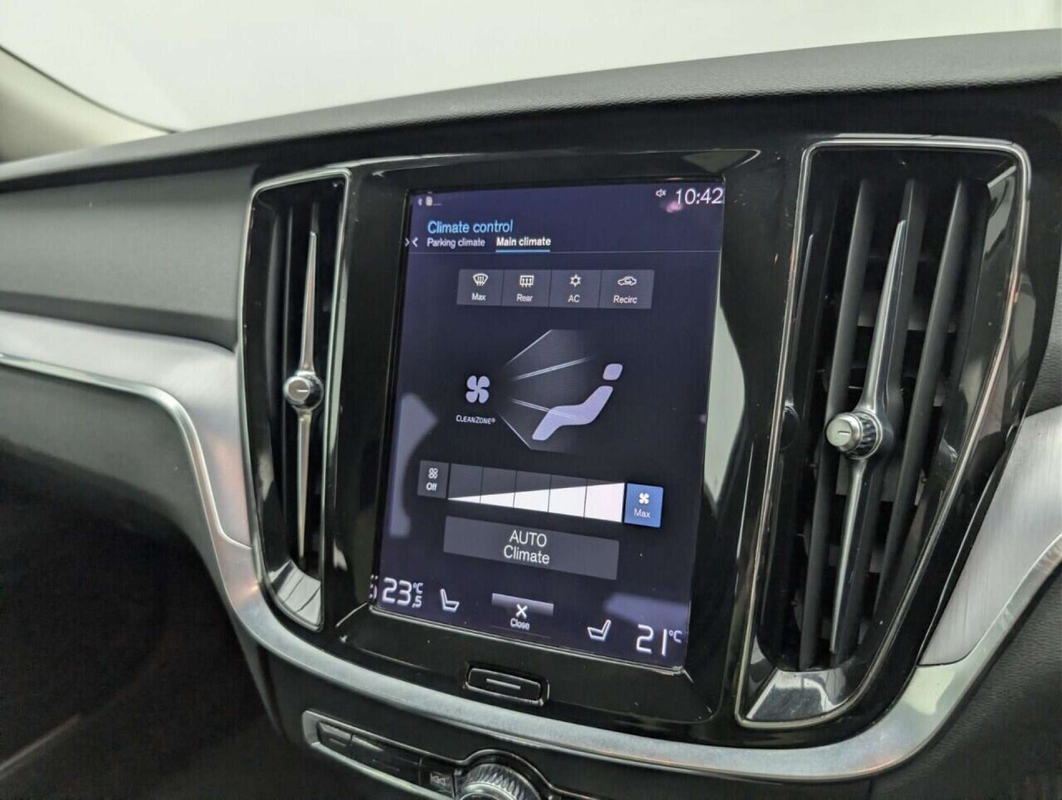 Used Volvo V60 2021 for sale - 77713878: Photo 16