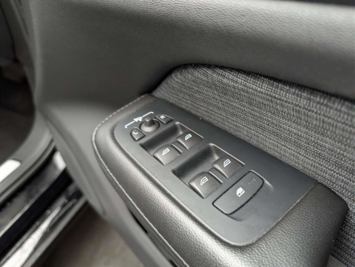 Used Volvo V60 2021 for sale - 77713878: Photo 20