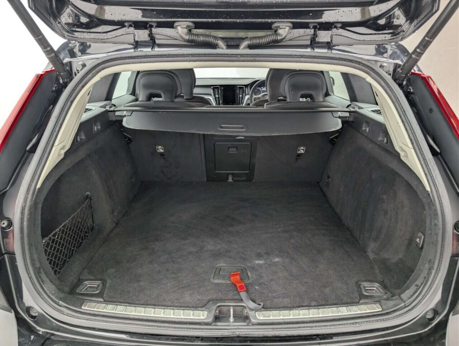 Used Volvo V60 2021 for sale - 77713878: Photo 24