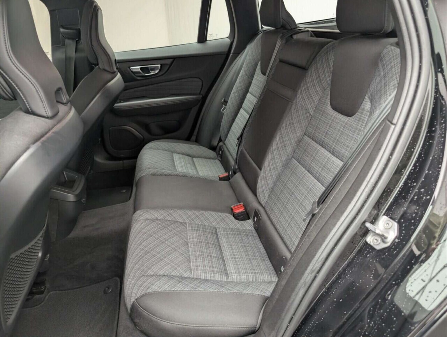 Used Volvo V60 2021 for sale - 77713878: Photo 25