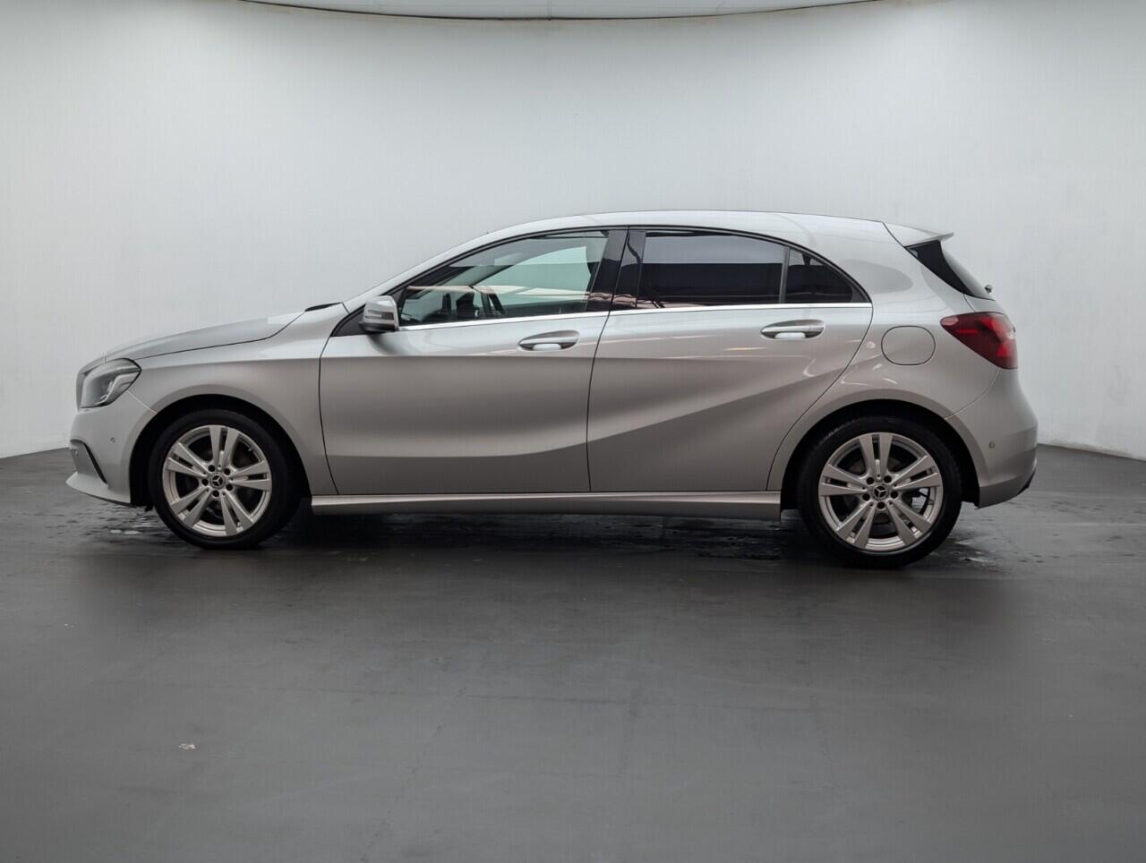 Used Mercedes-Benz A-Class 2018 for sale - 76423572: Photo 6