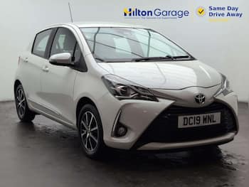 Used Toyota Yaris 2019 for sale - 79652573: Photo