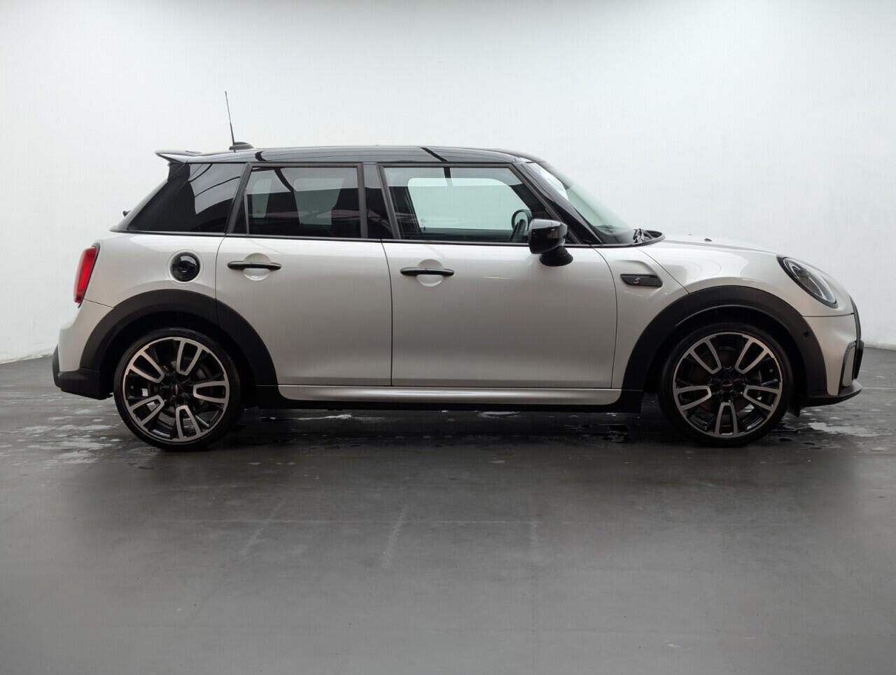 Used MINI Hatch 2021 for sale - 77097691: Photo 9