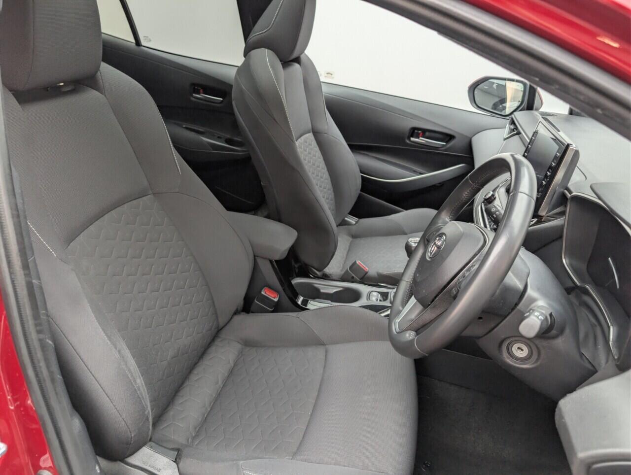 Used Toyota Corolla for sale - 77343922: Photo 11