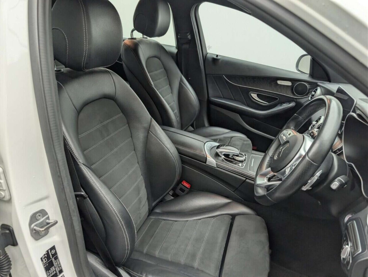 Used Mercedes-Benz C Class 2018 for sale - 77714842: Photo 12