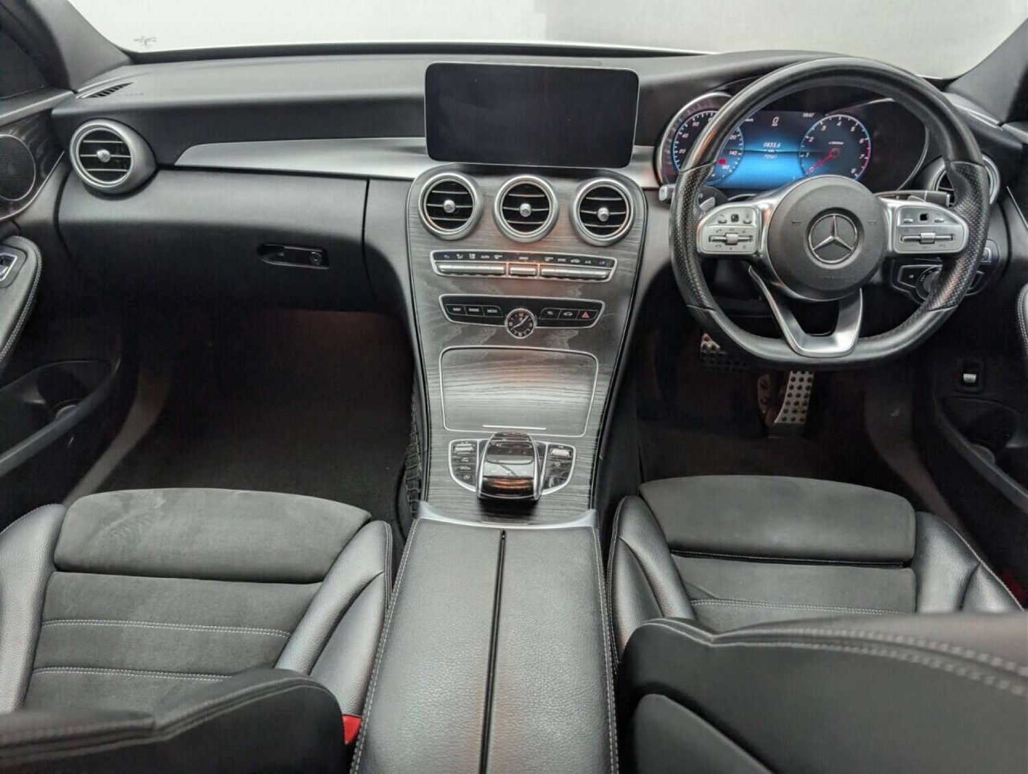 Used Mercedes-Benz C Class 2018 for sale - 77714842: Photo 23