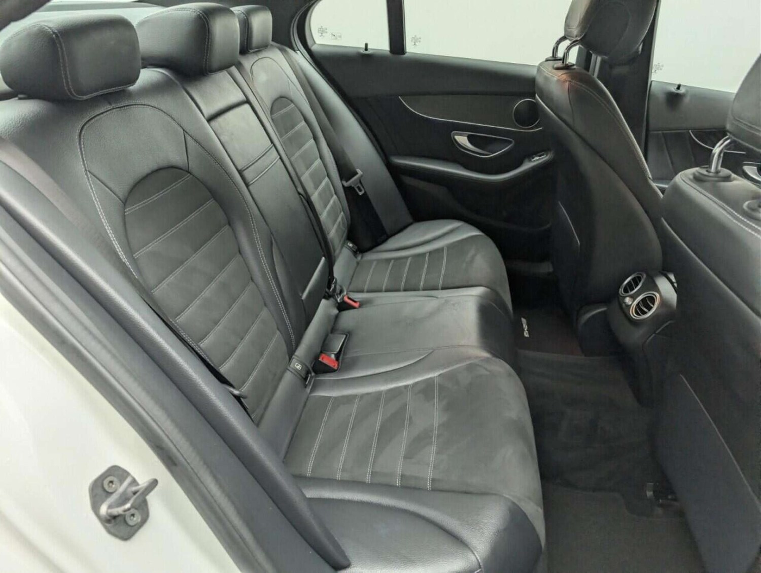 Used Mercedes-Benz C Class 2018 for sale - 77714842: Photo 24