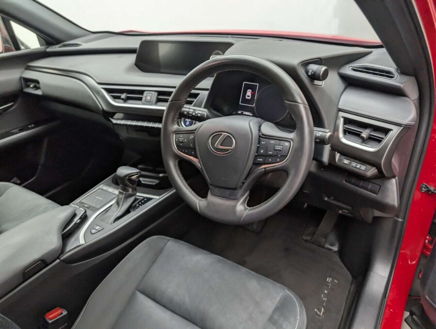 Used Lexus UX 2022 for sale - 77713589: Photo 11