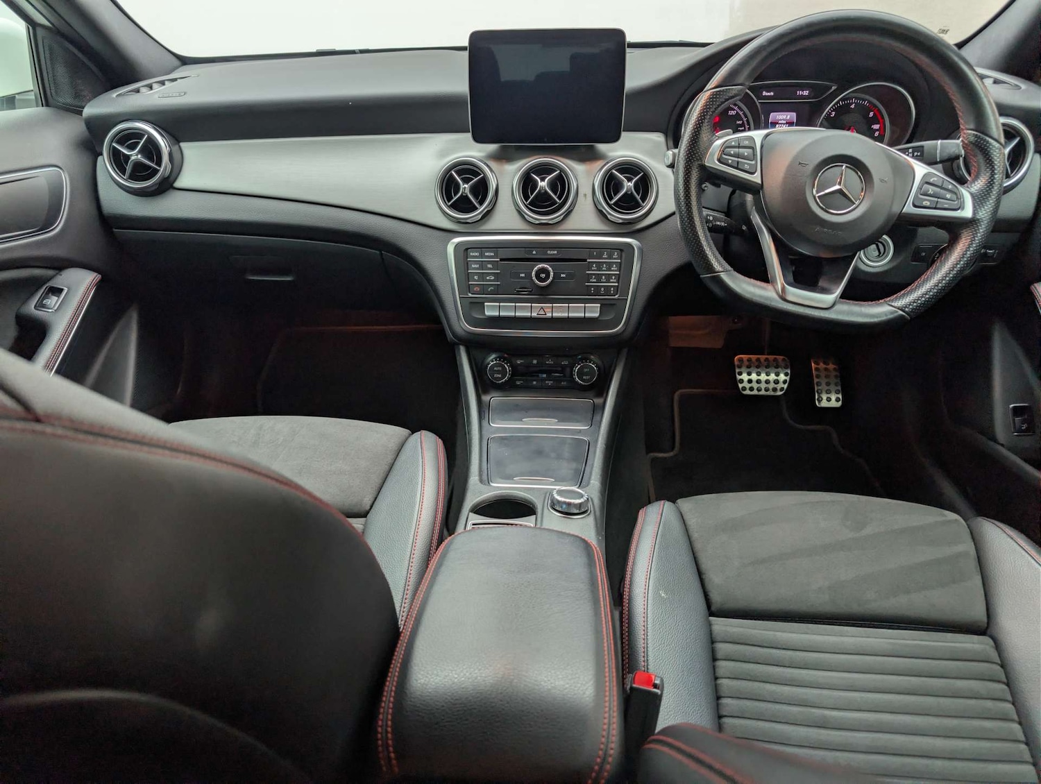 Used Mercedes-Benz GLA 2018 for sale - 78196777: Photo 31