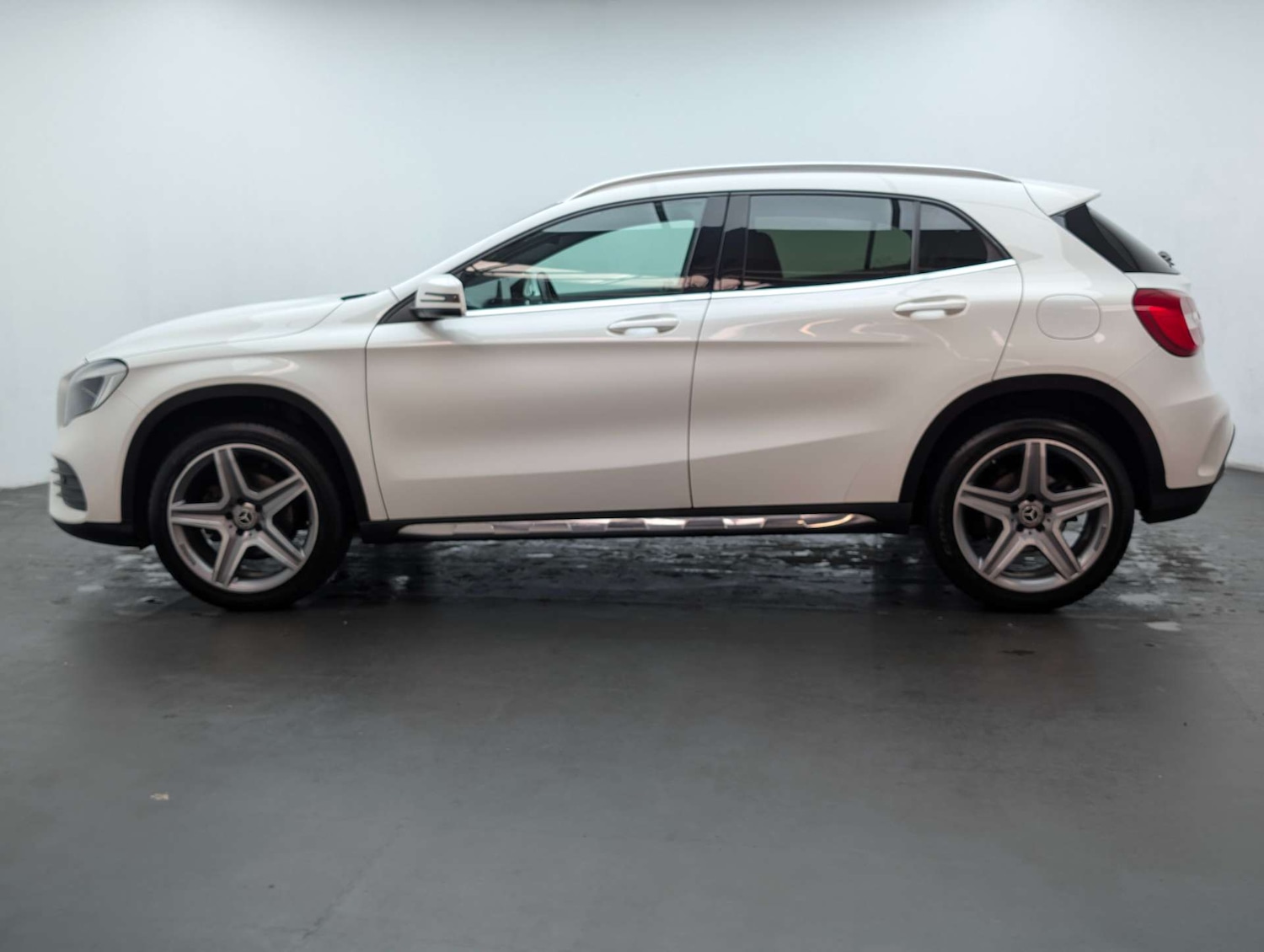 Used Mercedes-Benz GLA 2018 for sale - 78196777: Photo 6
