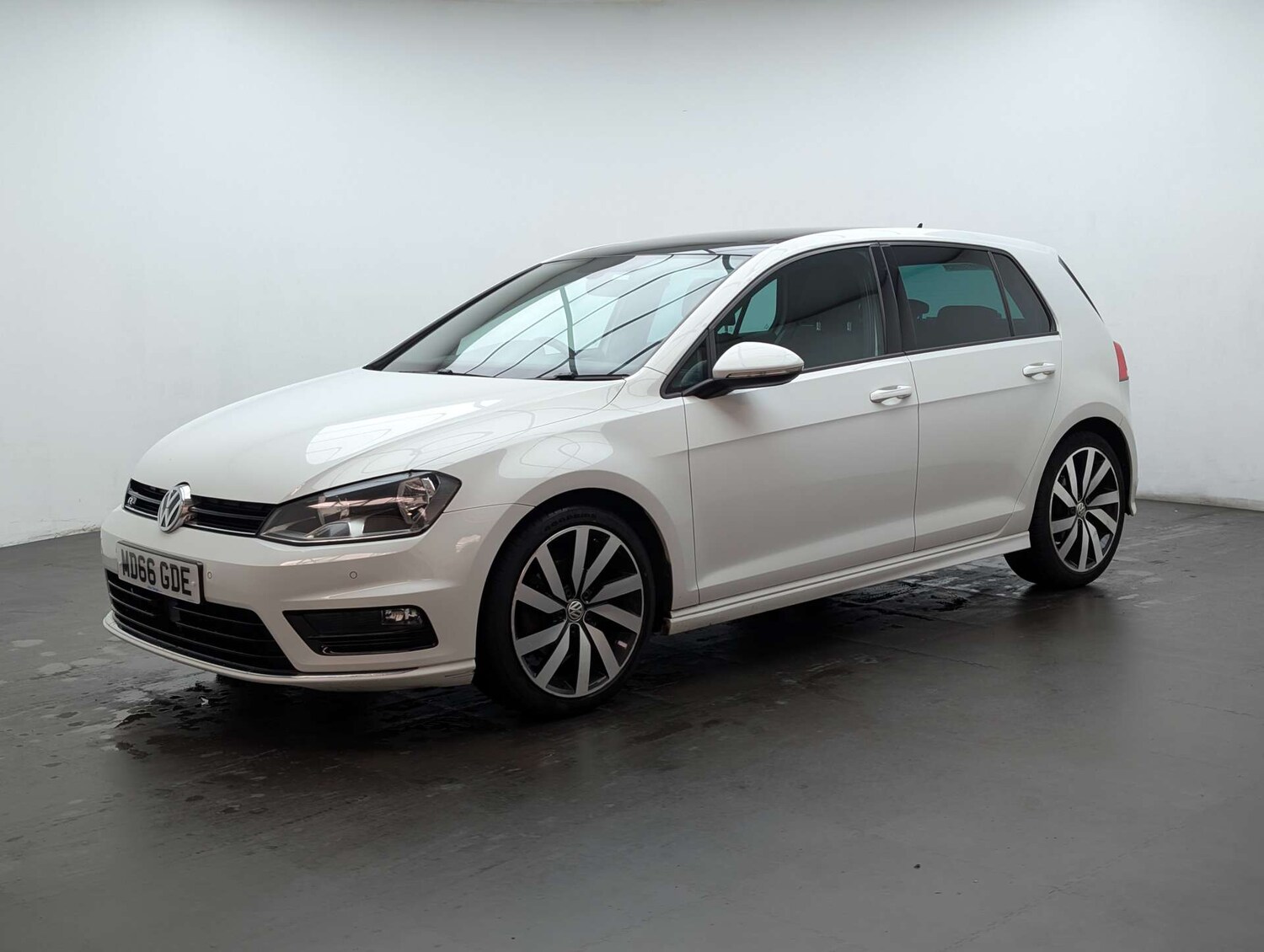 Used Volkswagen Golf 2017 for sale - 77830747: Photo 10
