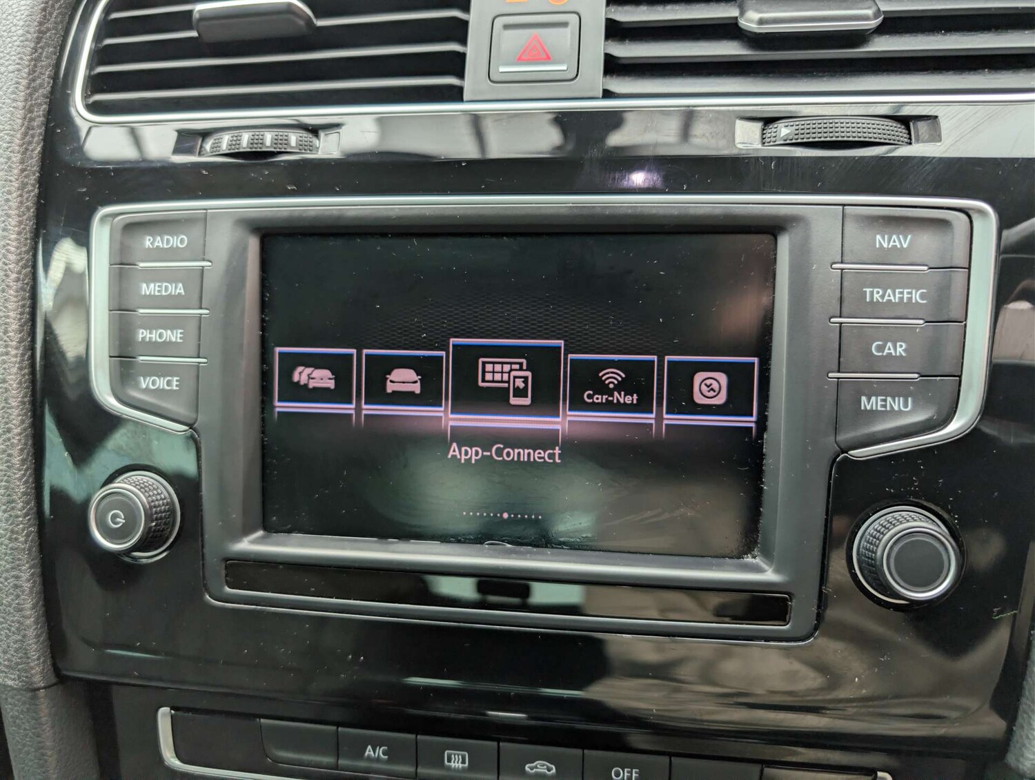 Used Volkswagen Golf 2017 for sale - 77830747: Photo 26