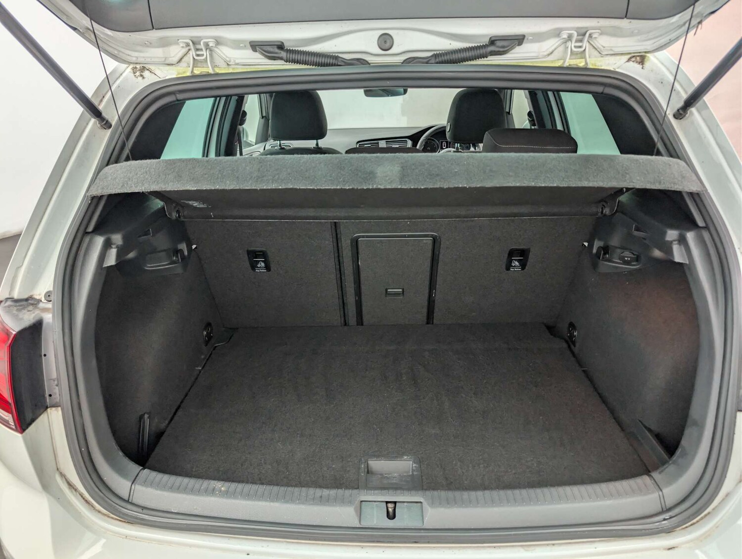 Used Volkswagen Golf 2017 for sale - 77830747: Photo 29