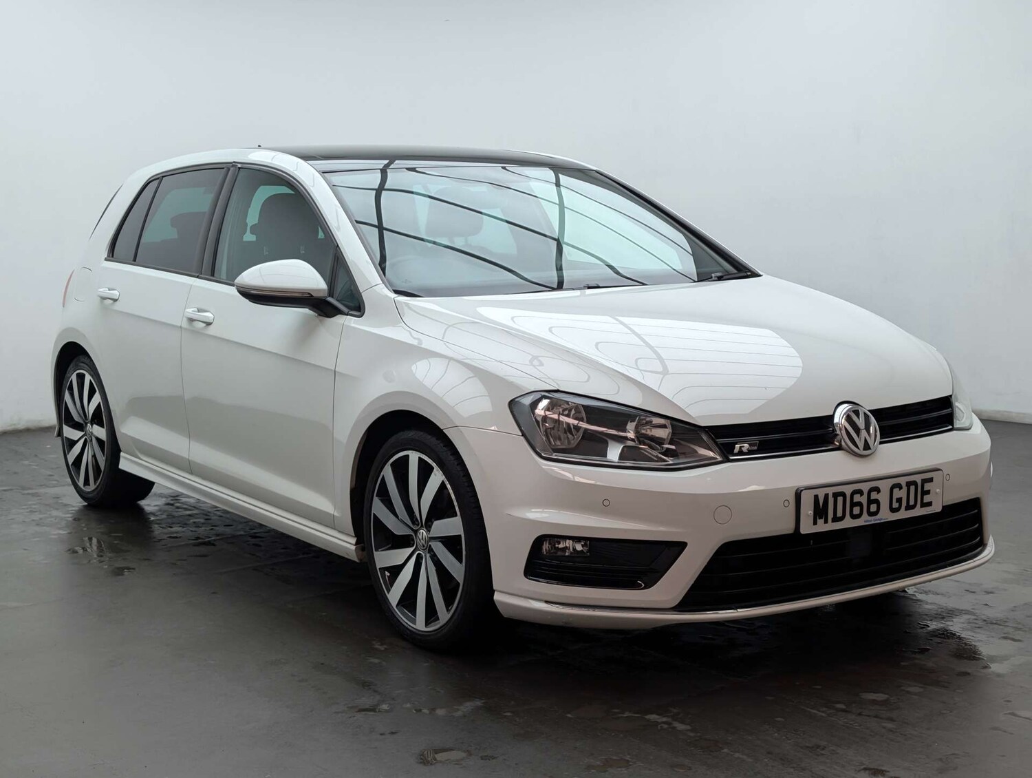 Used Volkswagen Golf 2017 for sale - 77830747: Photo 7