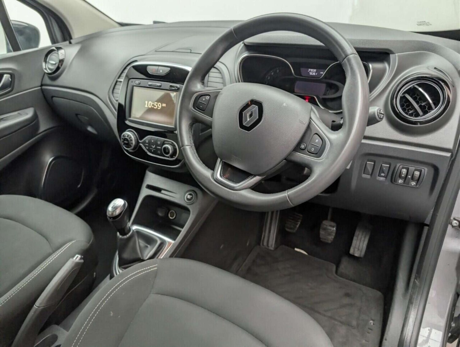 Used Renault Captur 2020 for sale - 77714530: Photo 11