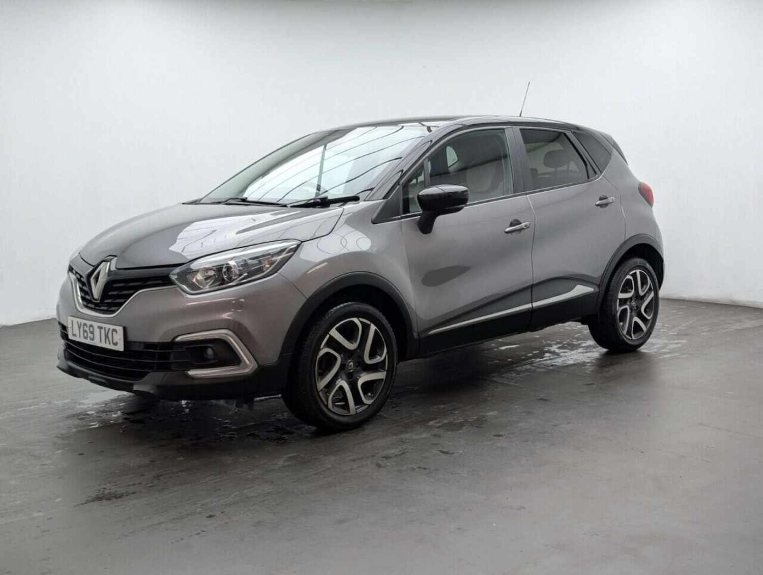 Used Renault Captur 2020 for sale - 77714530: Photo 4