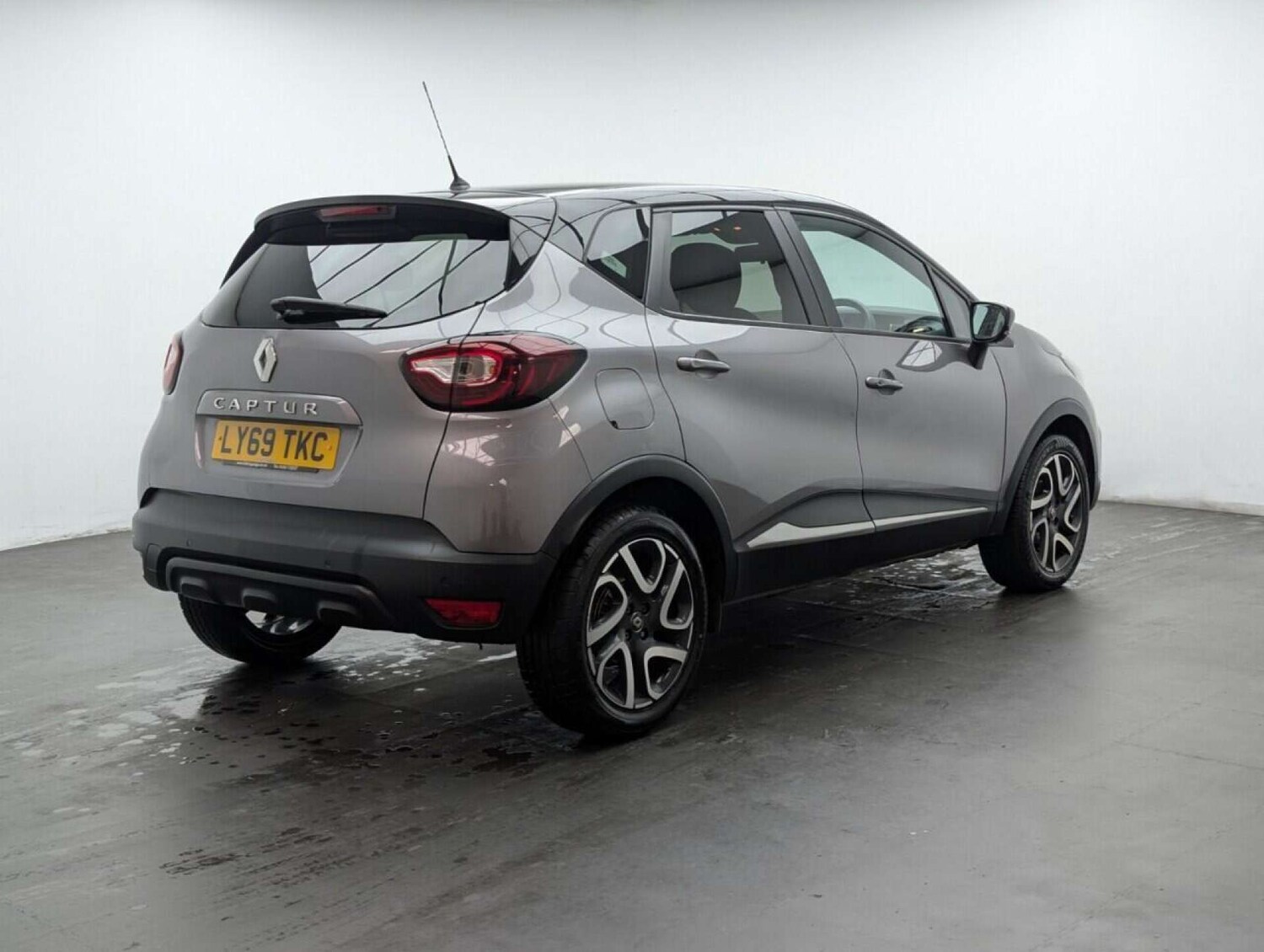 Used Renault Captur 2020 for sale - 77714530: Photo 8