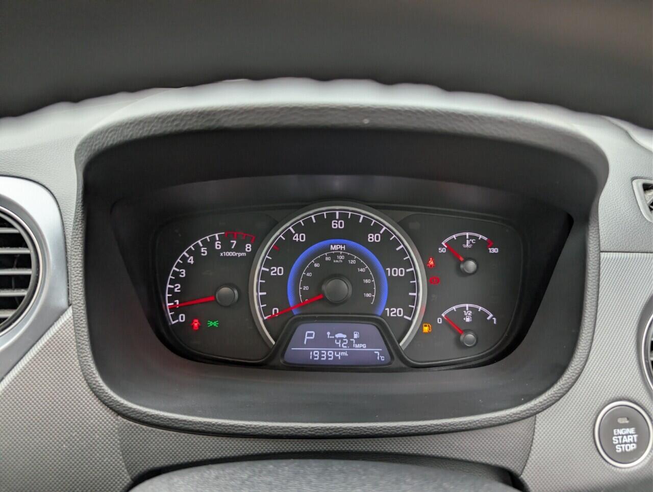 Used Hyundai i10 2019 for sale - 76975890: Photo 16