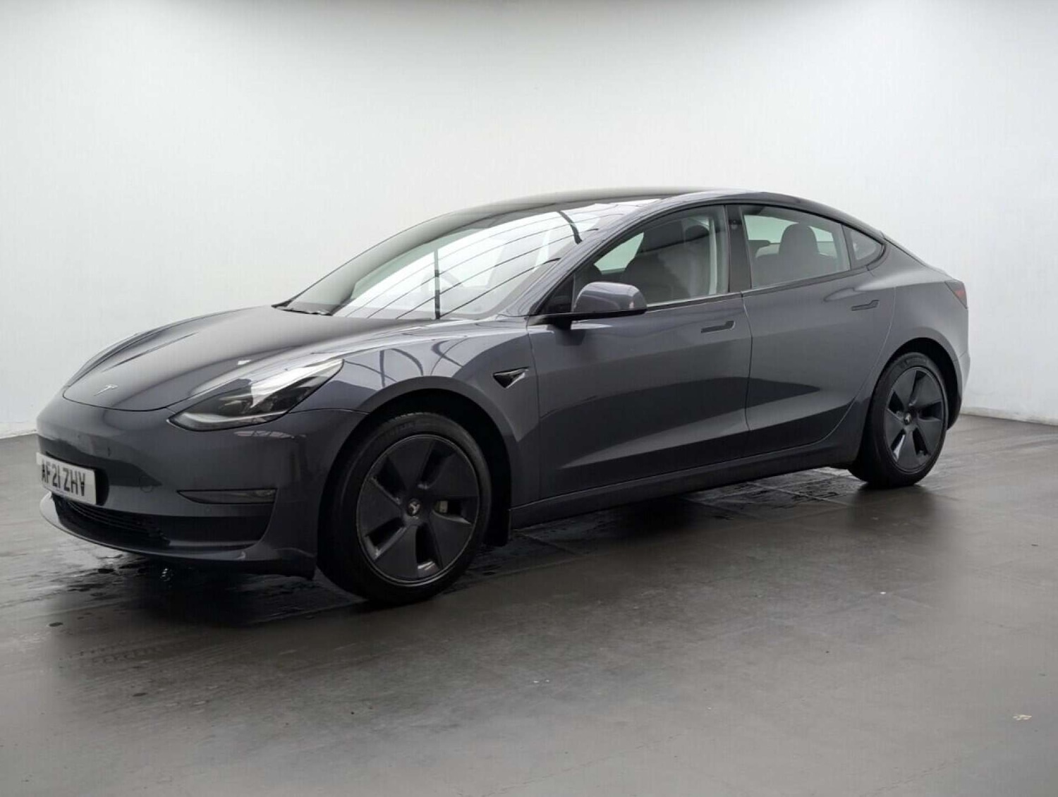 Used Tesla Model 3 2021 for sale - 77714292: Photo 4