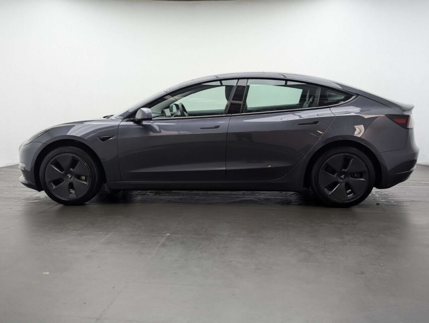 Used Tesla Model 3 2021 for sale - 77714292: Photo 5