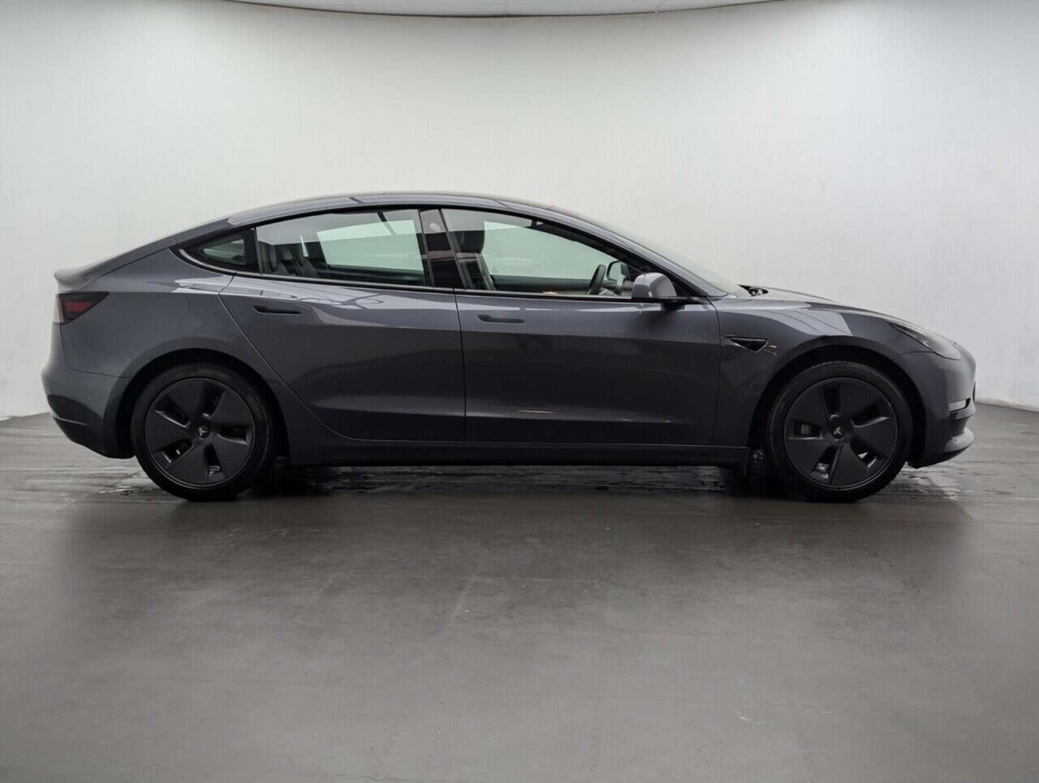 Used Tesla Model 3 2021 for sale - 77714292: Photo 9
