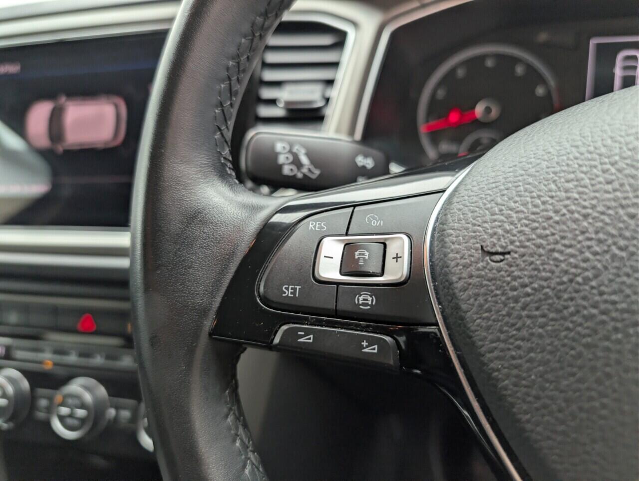 Used Volkswagen T-Roc 2020 for sale - 77081719: Photo 19