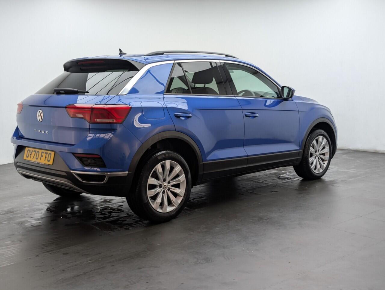 Used Volkswagen T-Roc 2020 for sale - 77081719: Photo 8